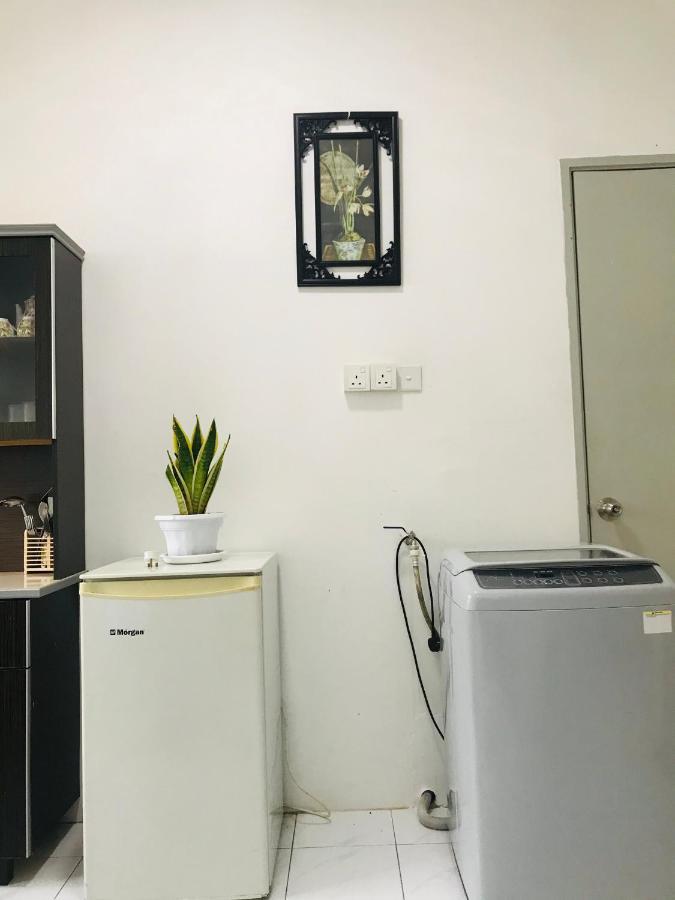 Alyn Home Batu Pahat II Wifi Coway Mohd Noor Esterno foto
